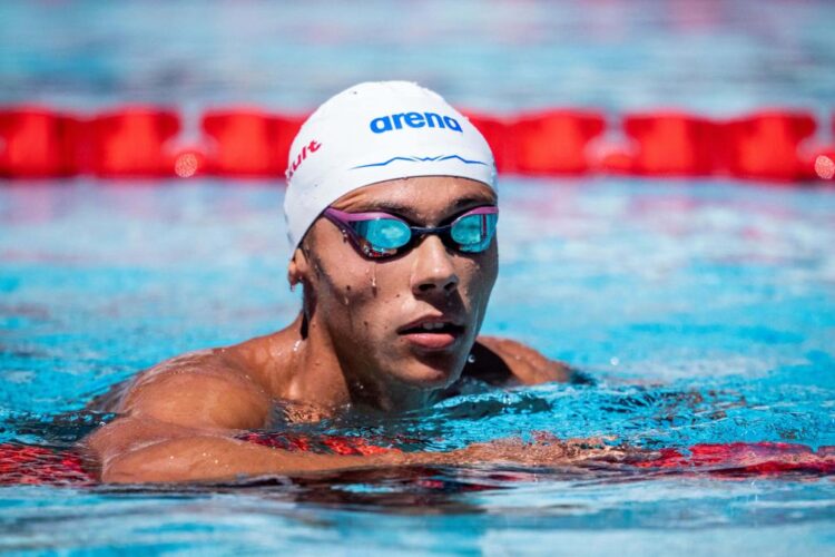 David Popovici înoată vineri seara în finala de 200 m liber de la Campionatul European