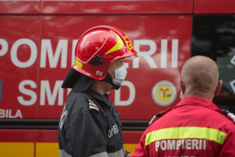 Explozie într-o gospodărie, din cauza unei defecțiuni la butelia de gaz