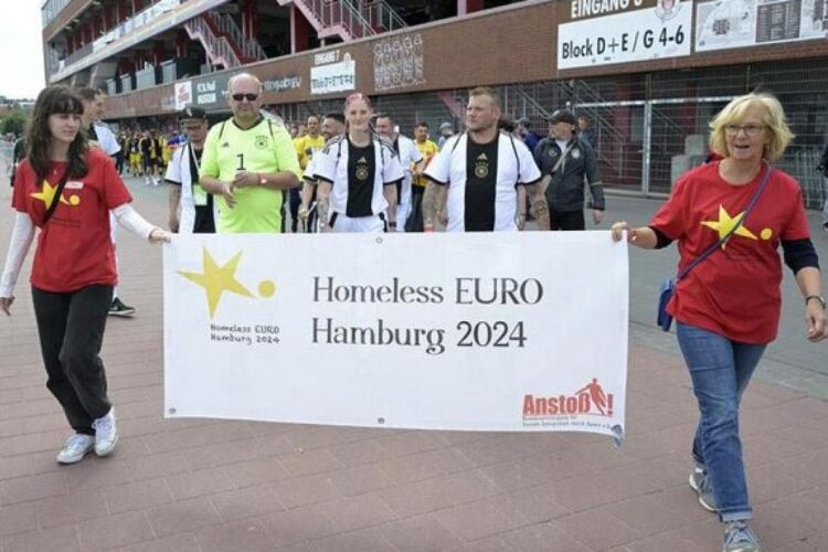 „Homeless Euro 2024″, fotbal pentru oamenii fără adăpost. Campionatul se desfășoară în paralel cu CE 2024