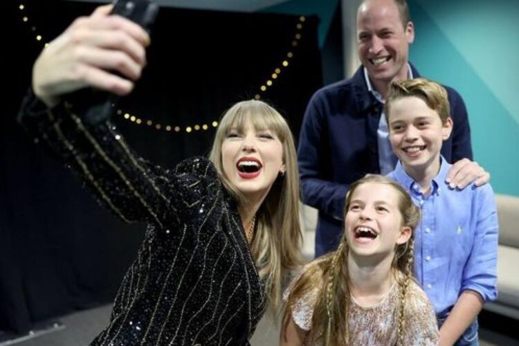 Prinţul William şi-a sărbătorit ziua de naştere la un concert al cântăreţei Taylor Swift