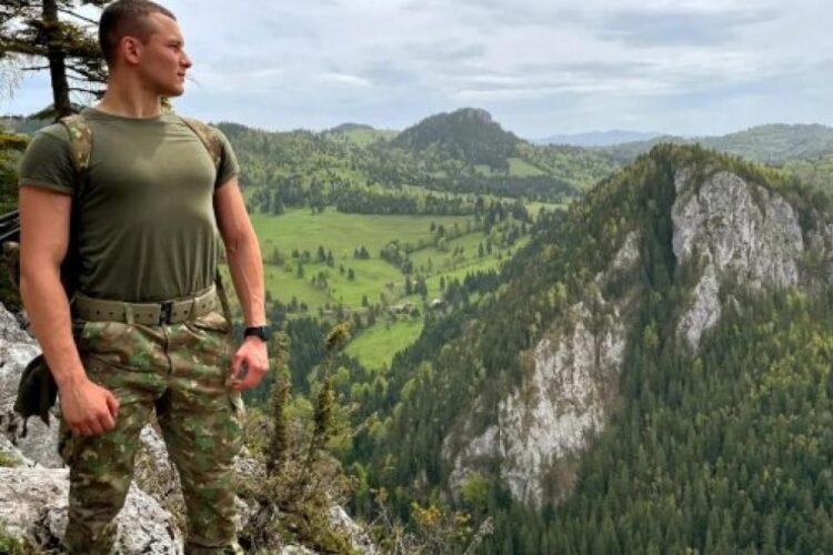 Un român și-a pierdut viața în timpul unei misiuni. Tânărul din Iași dorea să strângă bani pentru a-și mobila locuința pe care tocmai și-o cumpărase