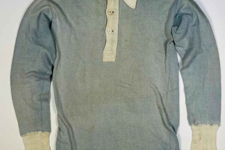 Tricou istoric al Uruguayului de la Jocurile Olimpice de la Paris din 1924, scos la licitație