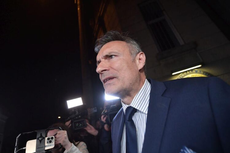 Florian Coldea şi Dumitru Dumbravă, la Curtea de Apel Bucureşti, unde cer ridicarea controlului judiciar