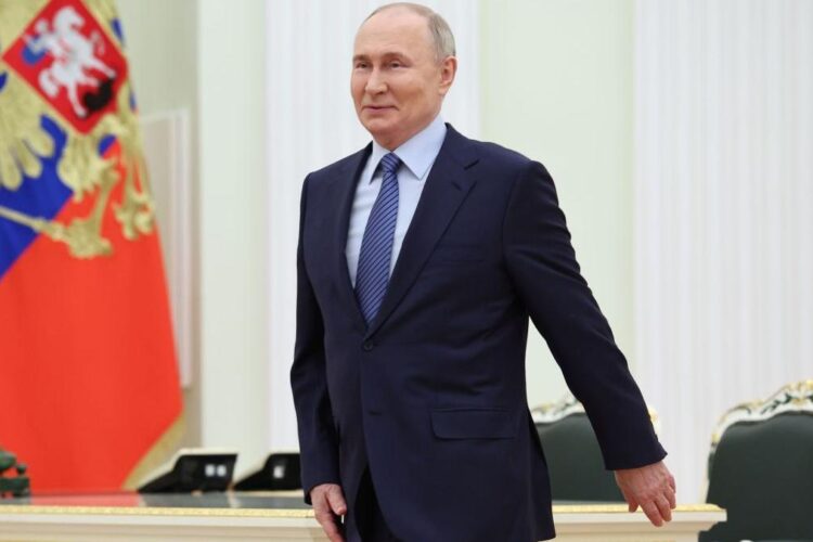 Putin aduce în discuţie reluarea producţiei de rachete ruseşti cu rază intermediară de acţiune