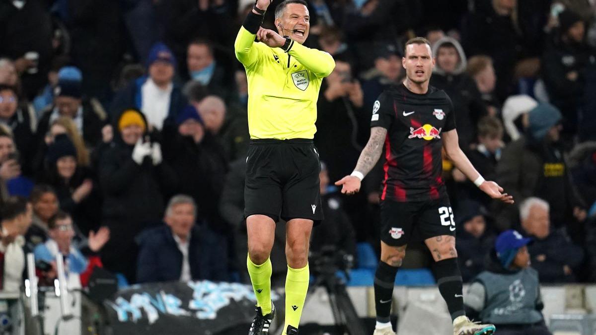 Semifinala Spania – Franţa va fi arbitrată de slovenul Slavko Vincic