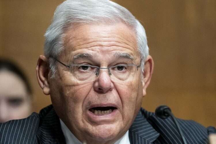 Senatorul american democrat Robert Menendez, declarat vinovat în procesul său pentru corupţie