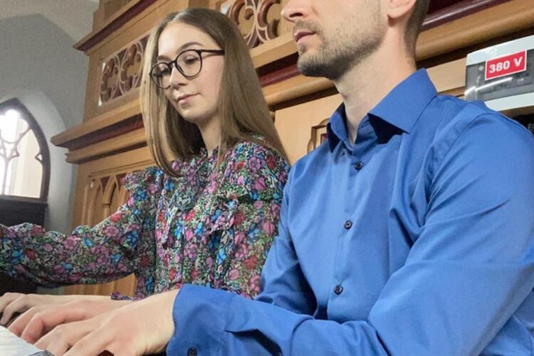 Turneul Național ”Orgile României” 2024 s-a încheiat în acest weekend. Organiștii Eduard Antal și Maria-Luisa Andrici au susținut opt concerte pe orgile din toată țara