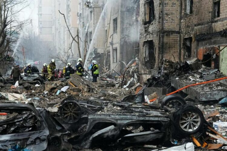 Companiile din Ucraina recrutează femei și adolescenți pentru a face față deficitului de personal