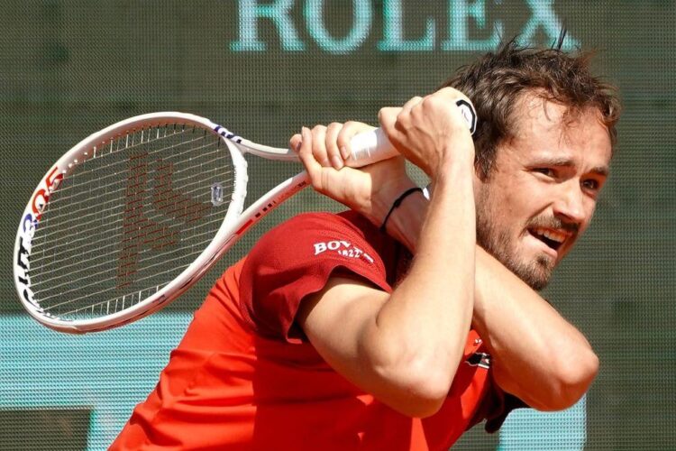 Rusul Daniil Medvedev, în turul al doilea al turneului Masters 1.000 de la Shanghai (ATP)