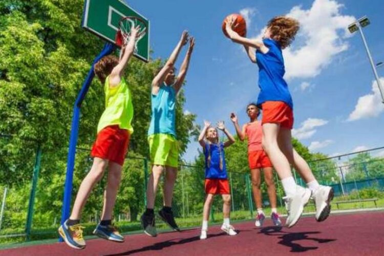 Primărie Sector 1. Vouchere pentru sport de 250 de lei acordate elevilor lunar. Înscrierile încep luni