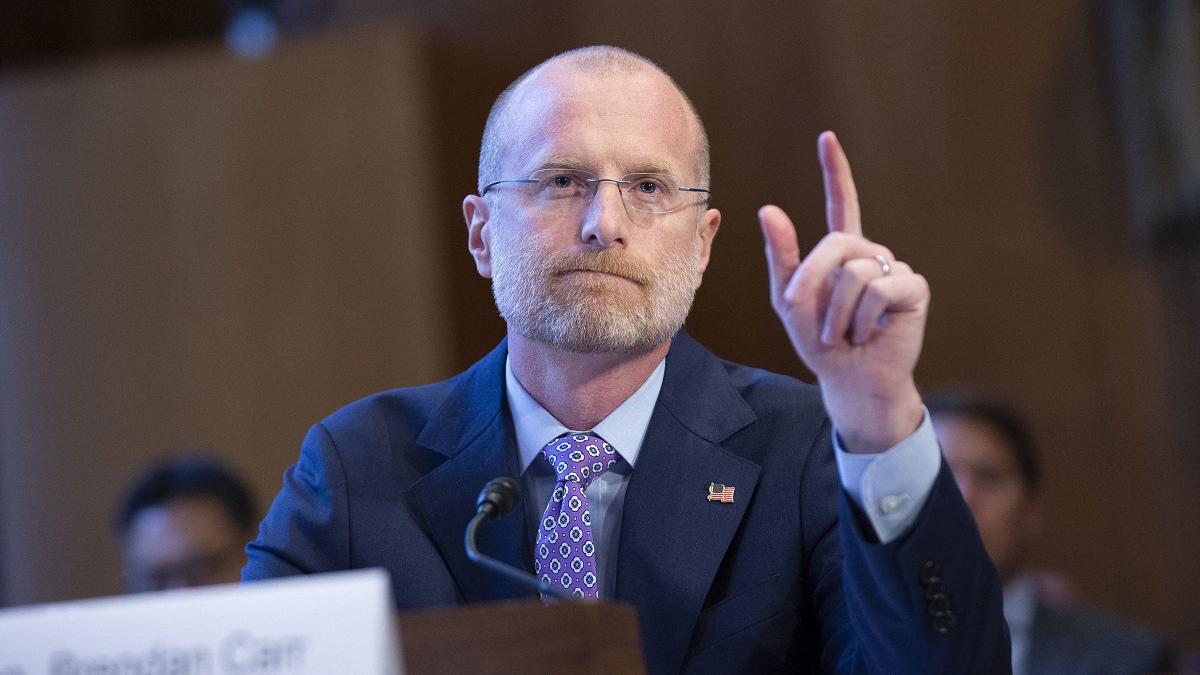 Trump îl numește pe Brendan Carr președinte al Comisiei Federale de Comunicații