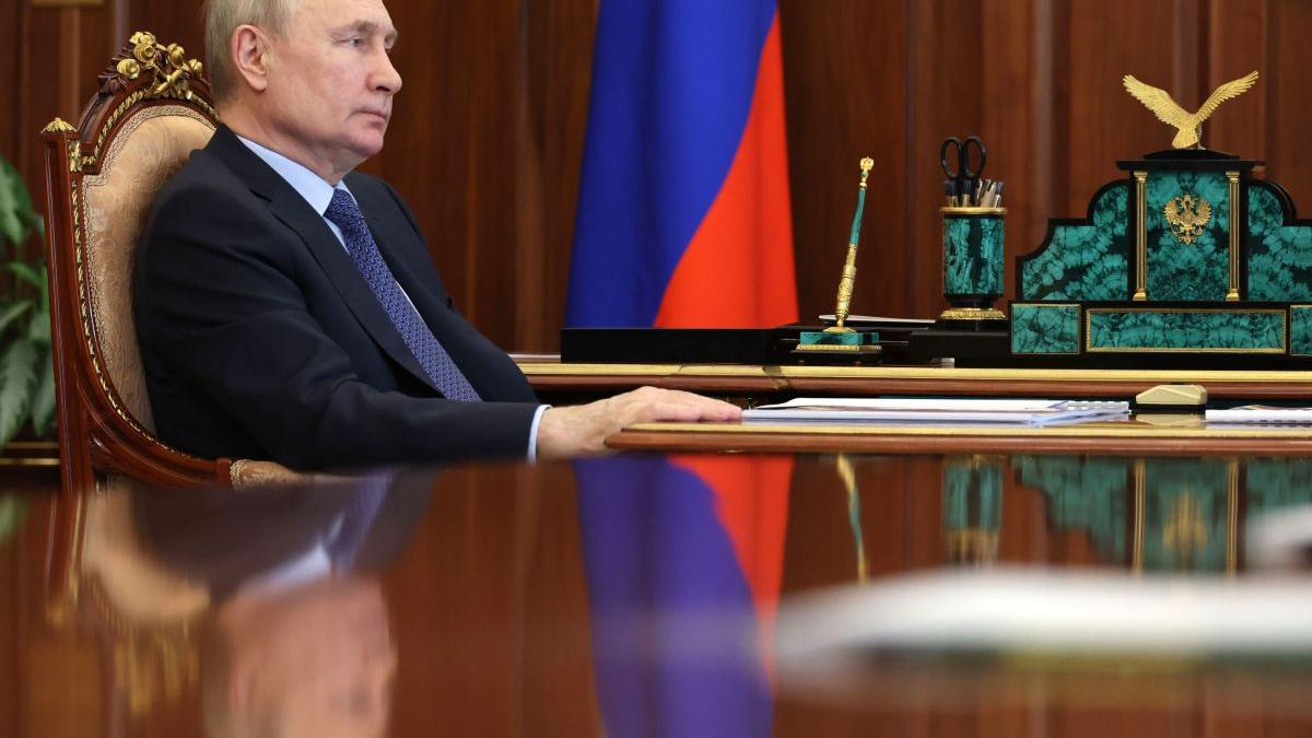 Rusia este într-un punct critic. Restanțe salariale crescute de 4 ori, concedieri în masă și criză economică