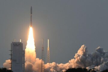 SpaceX ar putea fi eliminată din misiunea pe Lună