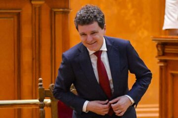 11 magistrați au venit la discuțiile cu Nicușor Dan