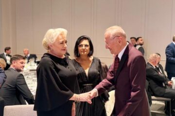 „Binele se face în tăcere” – Viorica Dăncilă, onorată cu Ordinul Binelui Discret la Gala ADNR