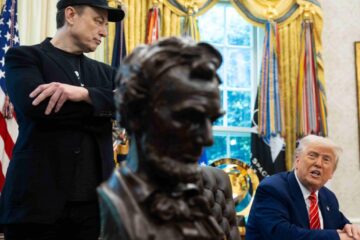 Elon Musk îl contrazice din nou pe Donald Trump: Tarifele afectează negativ piețele