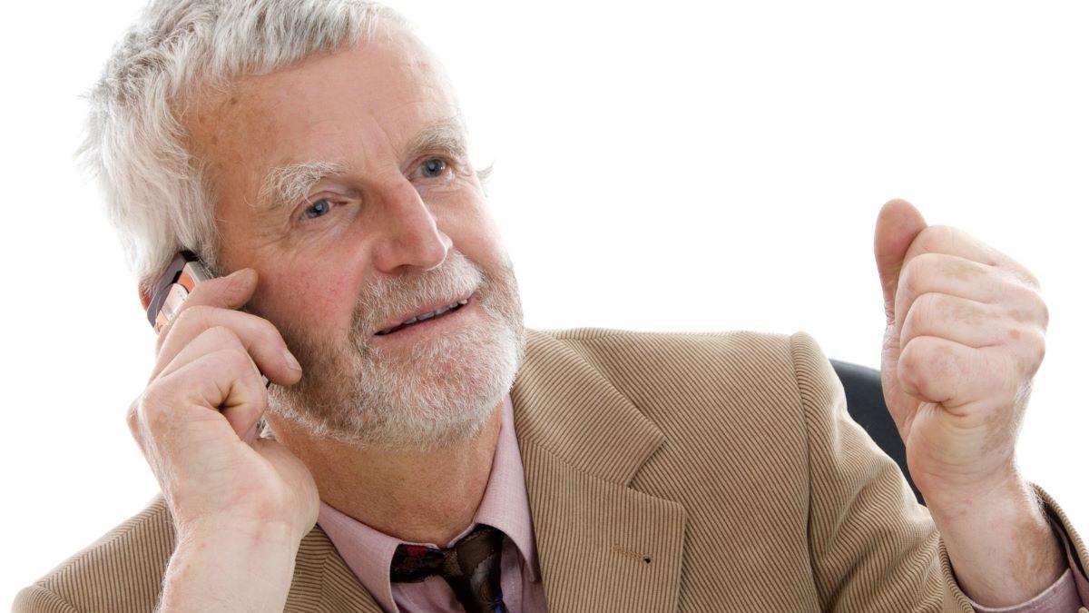 Încărunțirea părului ar putea fi un scut natural împotriva cancerului. Descoperirea surprinzătoare a oamenilor de știință!