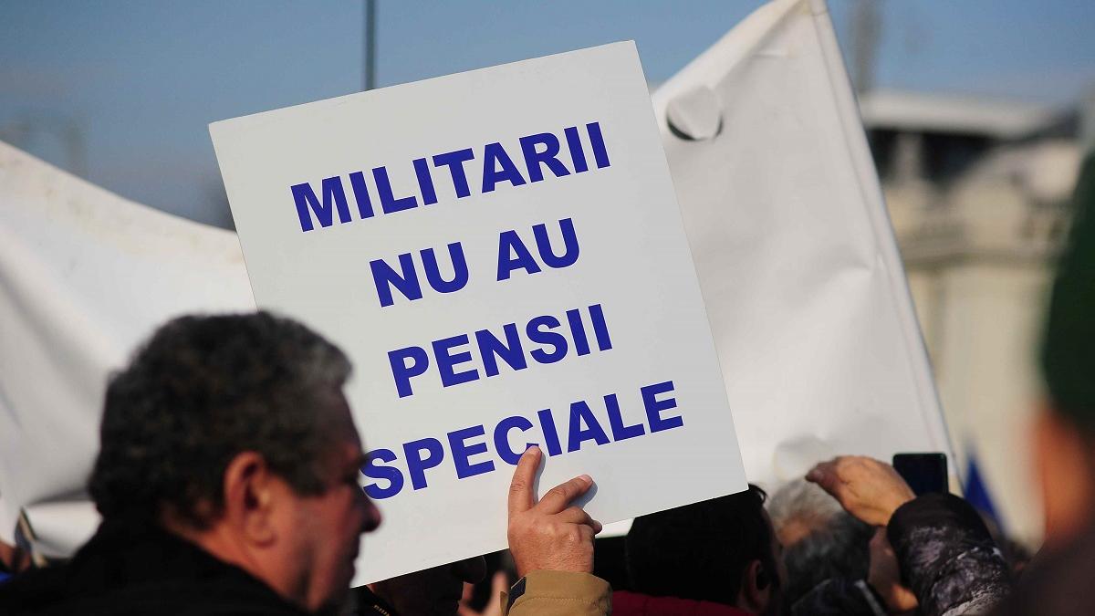 Noi proteste sindicale, înainte de Crăciun. Militarii în rezervă și polițiștii își cer drepturile la pensii