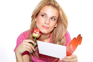 Horoscopul lunii martie 2026. Vibrații blânde, mai puțin haos, mai multă încredere