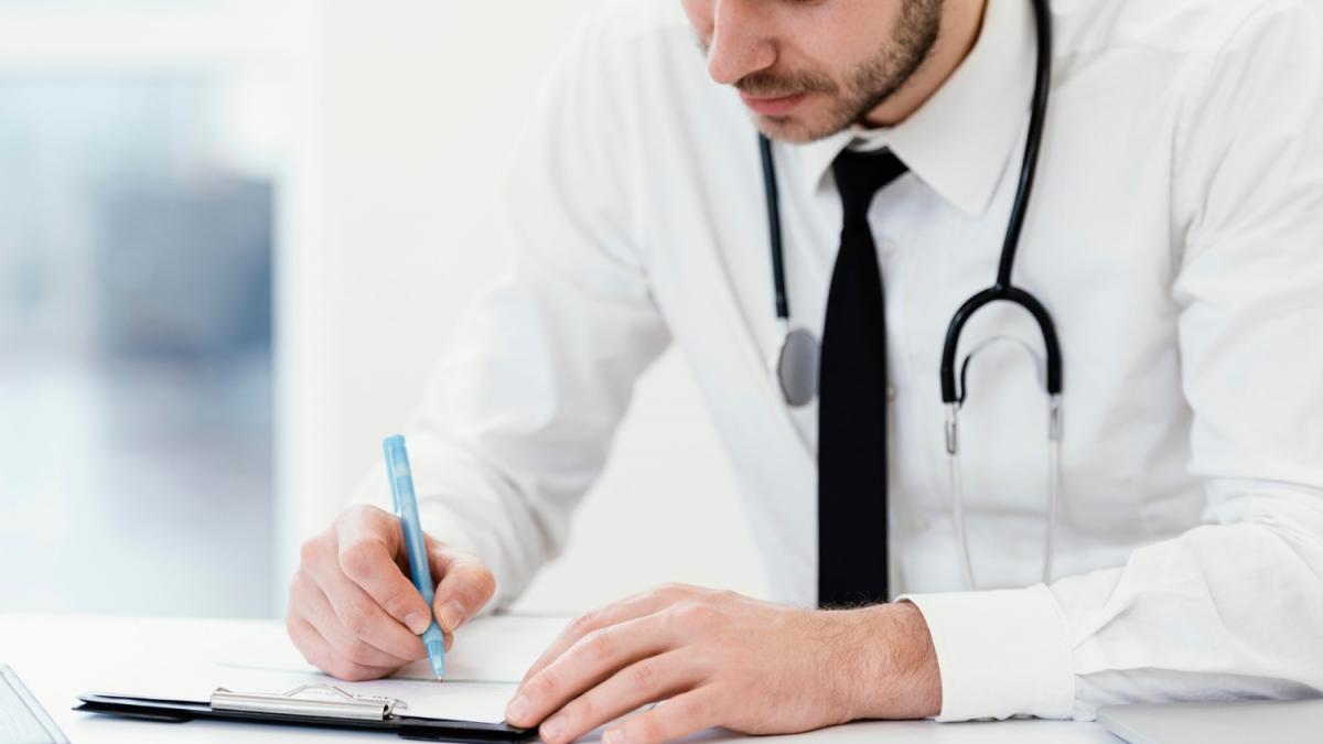 „Constituția, în concediu medical neplătit!”