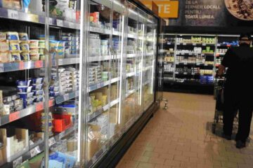 Românii sunt cei mai speriați cetățeni UE de creșterea prețurilor la produsele alimentare