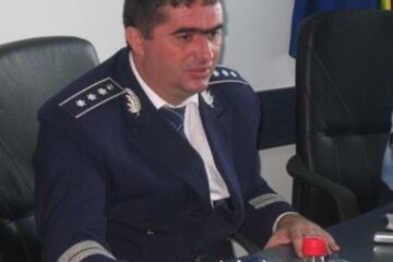 USR insistă cu numirea lui Salvador Caragea la fabrica de armament. Se cunoaște cu ministrul Miruță