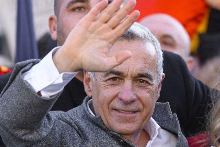 Călin Georgescu îi scoate pe români la plantat: Pădurile sunt plămânii noștri!