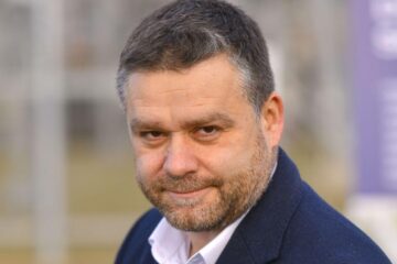 Administrația Cimitirelor consumă banii bucureștenilor în loc să producă venituri