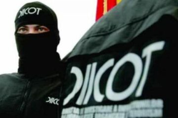 Doi tineri, acuzați că au filmat și distribuit imagini explicite cu o minoră de 14 ani