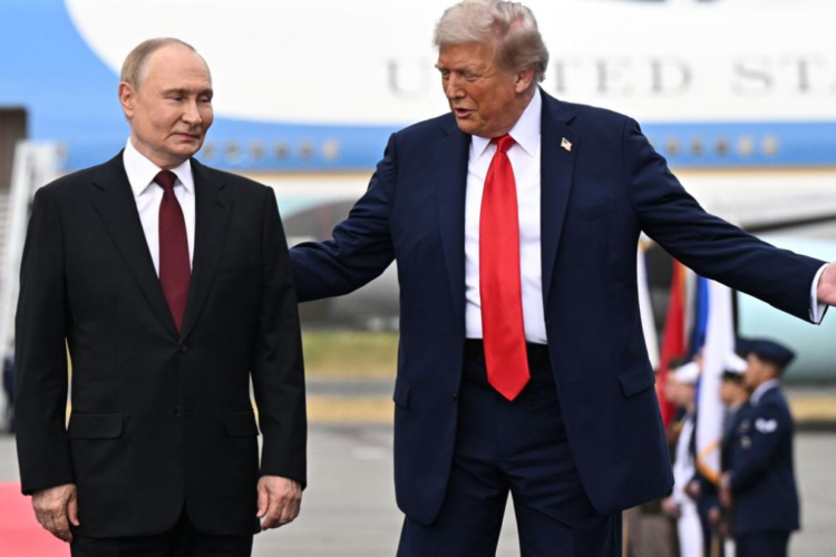 Putin îi cere lui Trump să dea uraniul din Iran Rusiei