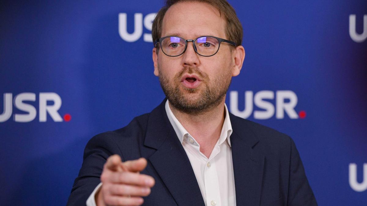 USR respinge orice formă de colaborare cu tabăra social-democrată