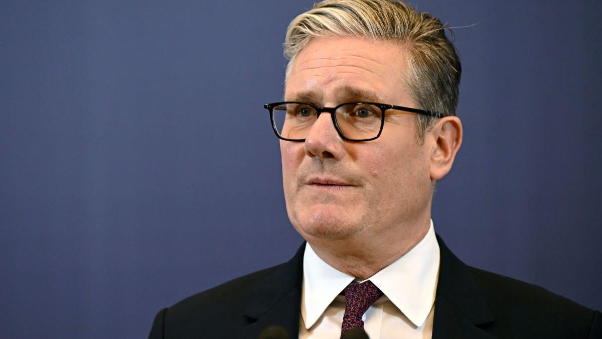 Îl sfidează pe Trump? Keir Starmer refuză să trimită nave de război în Strâmtoarea Ormuz