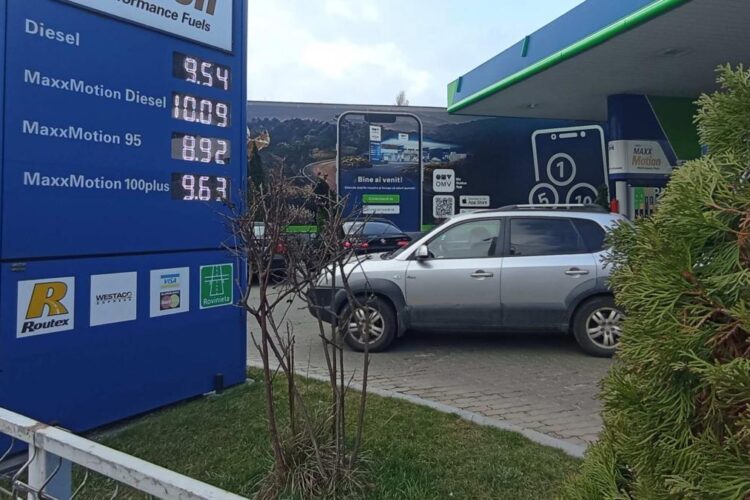 Cele mai negre previziuni se confirmă. Motorina premium a sărit de 10 lei/l, iar motorina standard se pregătește să facă același lucru