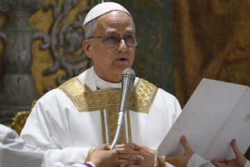 Papa Leon susține oficial Împărtășania pentru cei divorțați și recăsătoriți