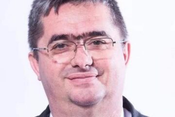 Familia fostului polițist Salvador Caragea, protejatul USR, a închiriat, în ultimii ani, toalete și lavoare pentru instituțiile statului din Gorj