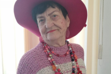 La 90 de ani merge la facultate. Impresionanta lecție de viață a Amaliei-Susana Tușa