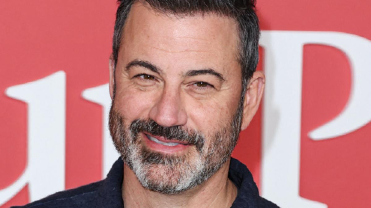 „Nu a fost un apel la asasinat”. Jimmy Kimmel se apără după o glumă despre Trump