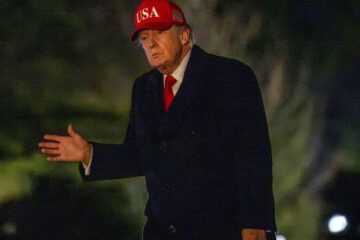 Trump ordonă blocadă navală în Strâmtoarea Ormuz, iar războiul cu Iranul intră într-o fază critică după ce negocierile au eșuat