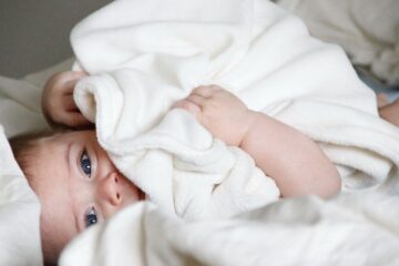 Ce nume îi dai copilului tău? Cum să aduci speranța și binecuvântarea în viața lui