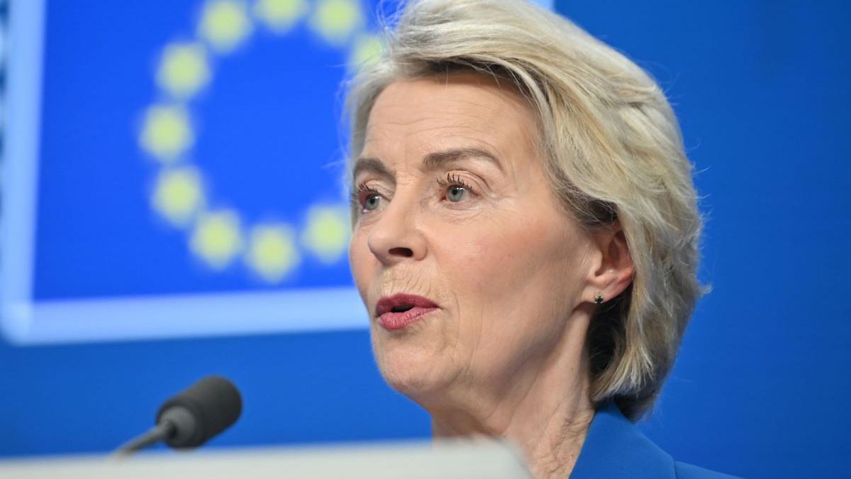 Critici la adresa stilului de conducere „autoritar” al Ursulei von der Leyen