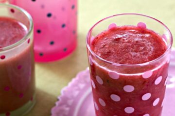 Gustul copilăriei într-un pahar de milkshake