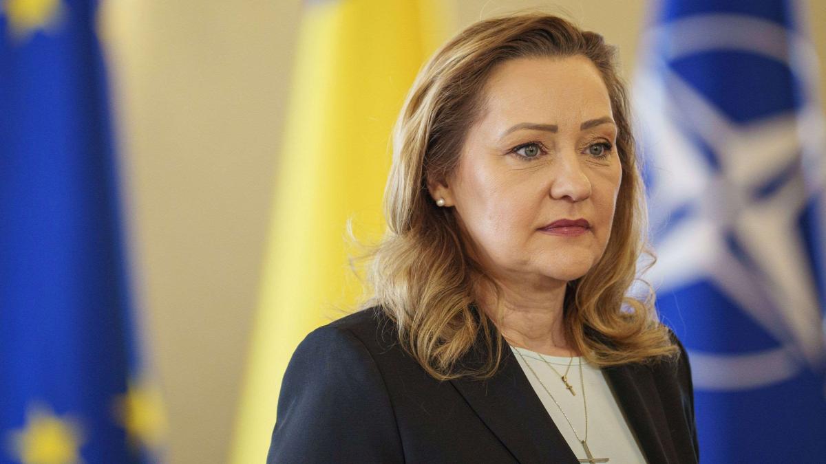 Elena Lasconi își caută consilier onest și empatic la Primăria Câmpung. Vezi ce salariu oferă