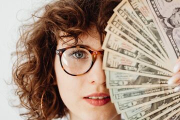 Energia zilei de 29 aprilie 2026 aduce bani pentru 4 zodii