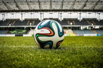 Fotbalul românesc, în declin. Echipa națională coboară dramatic în clasamentul FIFA, după înfrângerea cu Slovacia