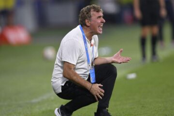 Hagi, ultima soluție pentru un fotbal fără direcție