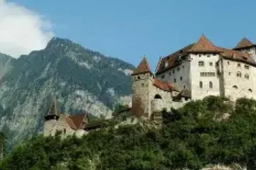 Adevărul despre paradisul alpin fără aeroport pe care puțini turiști îl vizitează