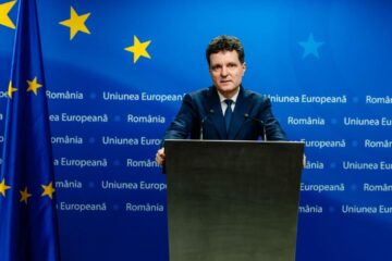 Nicușor Dan taxează politica lui Viktor Orban înainte de alegeri