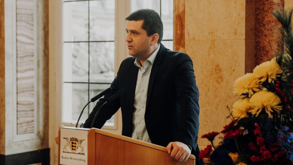 „Nu fiți spectatori la propria viață! Dacă stați pe margine, pierdeți”