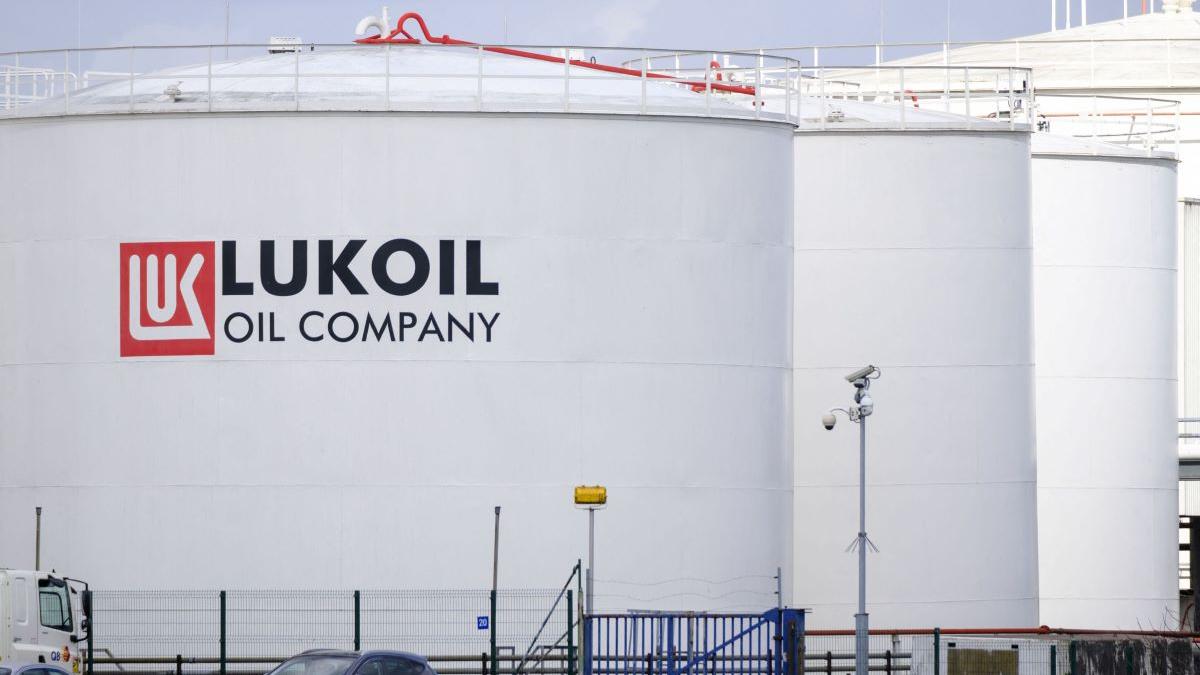 SUA aprobă repornirea rafinăriei Petrotel Lukoil. România își asigură independența energetică