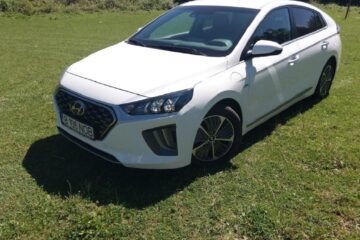 Trucul rapid care elimină mirosurile neplăcute din mașină